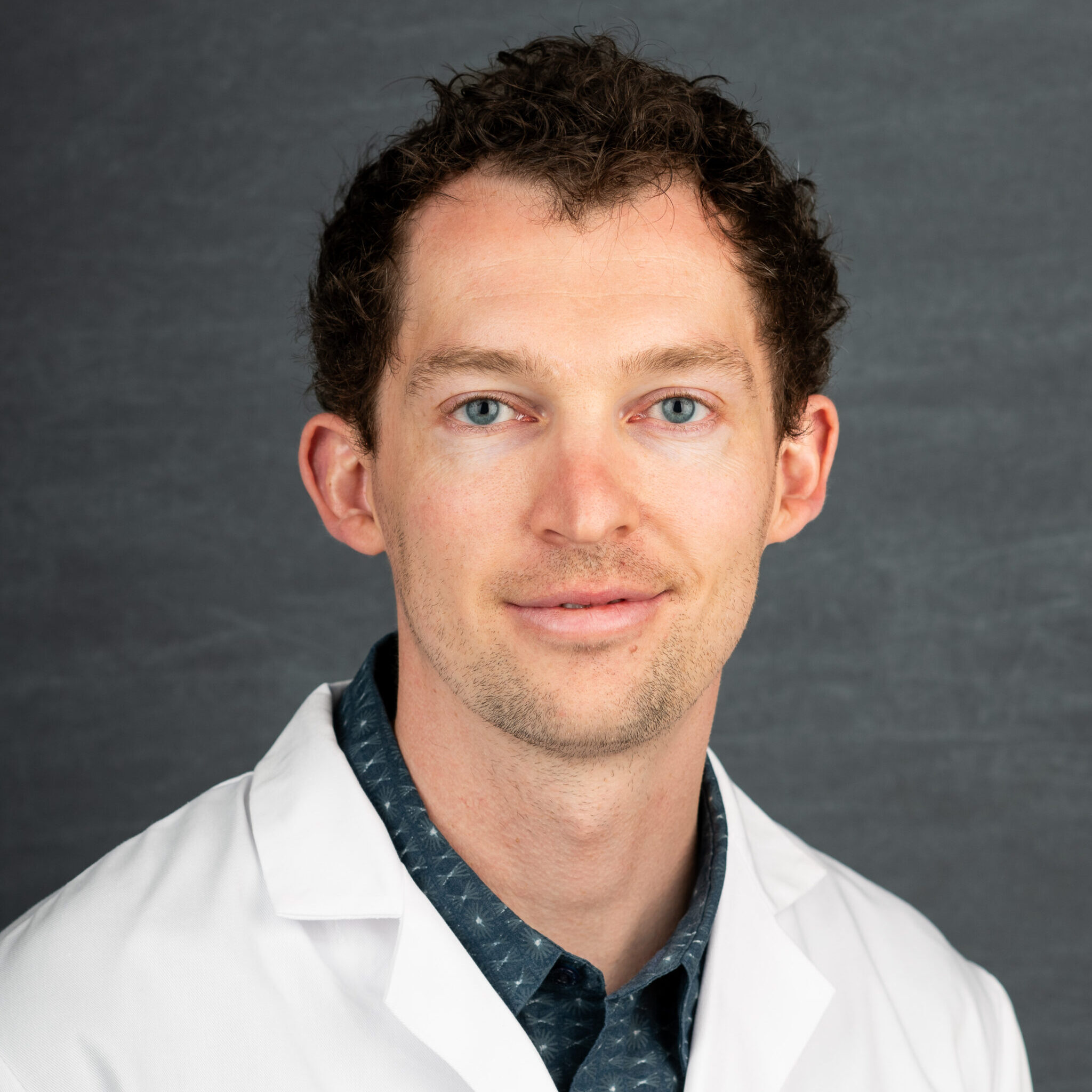 Dr. Colin Harris